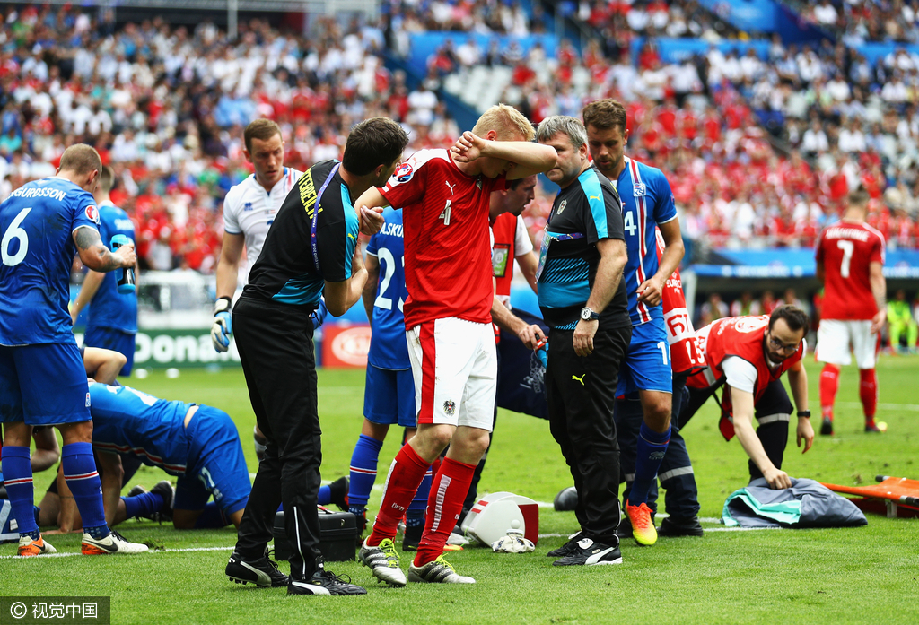 冰岛遭遇惨败，出线希望一再受挫